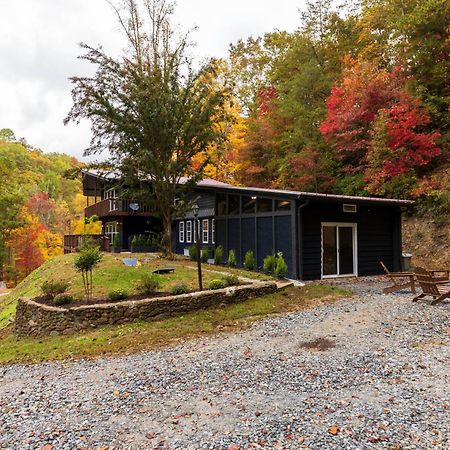 Fun Cabin With Hot Tub, Pool Table & Fire Pit - Big Blue บรายซันซิตี ภายนอก รูปภาพ